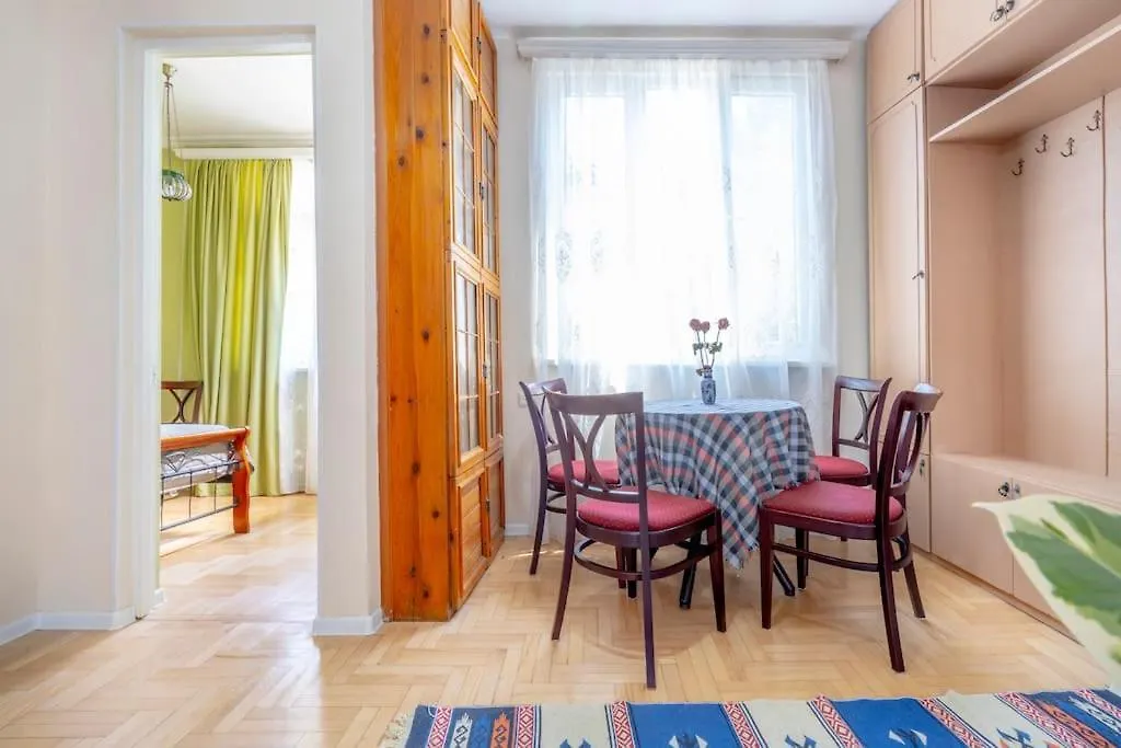 2 Bedroom Apartment In The City Center Tbilisi Gruzja