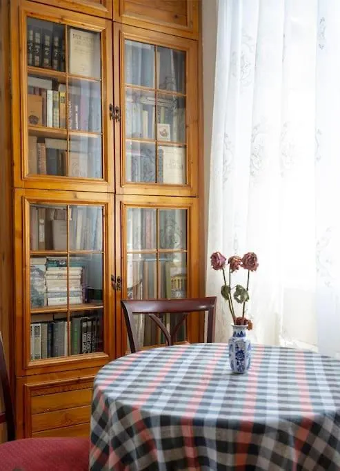 2 Bedroom Apartment In The City Center Tbilisi 0*,  Gruzja